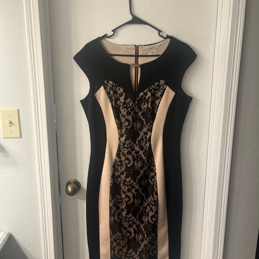 DB Established 1962 Dress